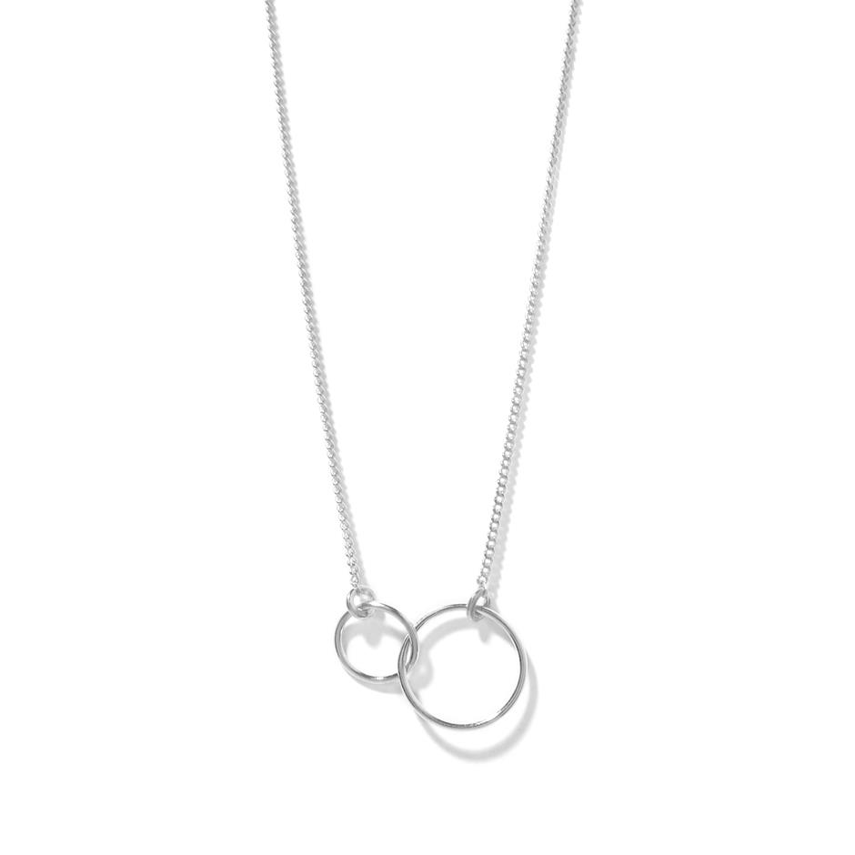 The Silver Linked Circle Necklace